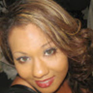 Meet your Posher, Monique